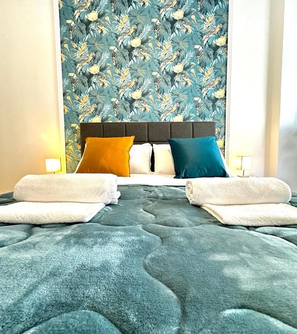Forty1 Apartment Near Metro Cipro Rome